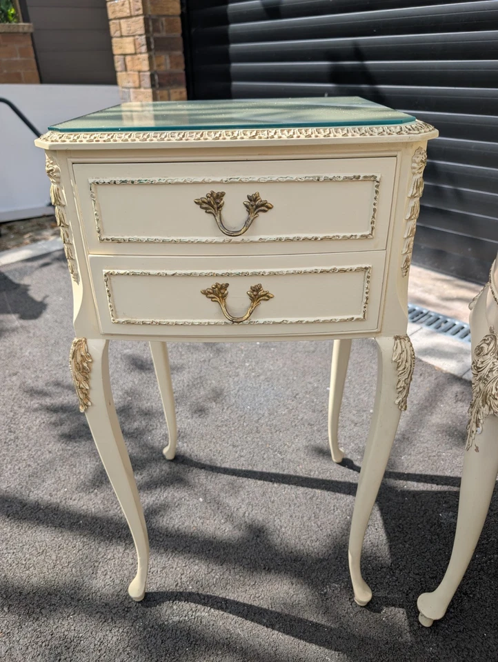 French Louis Style Dressing Table Stool & Bedside Table Cream Shabby Chic - Image 2 of 4