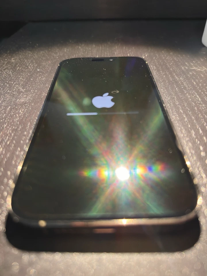  iphone 14 pro 256gb ORO - Batteria 100% - COME NUOVO - Nessun graffio  - Immagine 3 di 4