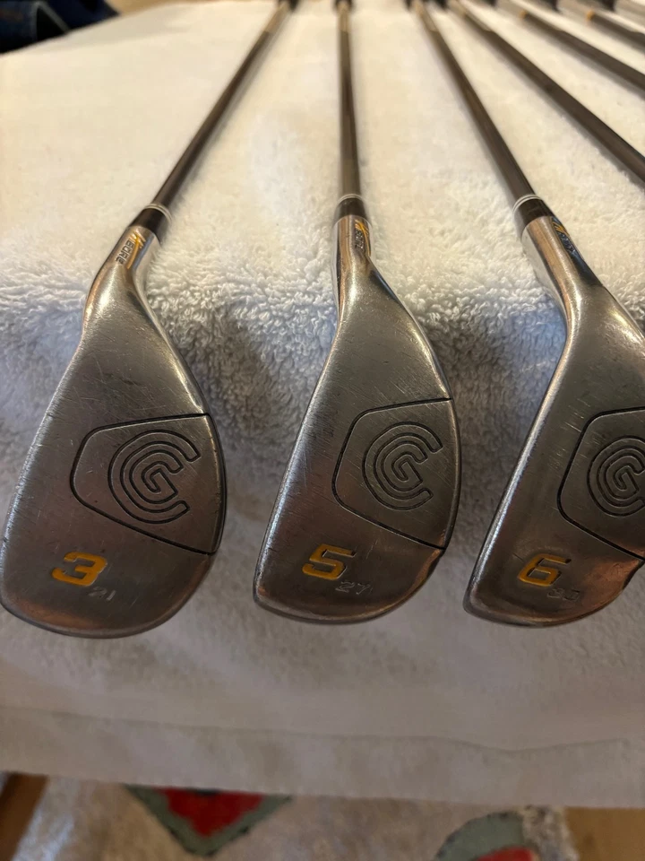 Cleveland Hi Bore Hybrid Irons Set 3,5-PW Golf Clubs A Flex - Image 4 of 4