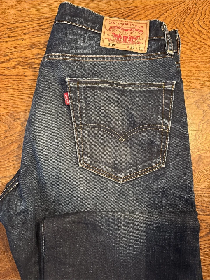 Levi 505, Foto 1 von 5