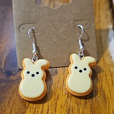 Yellow Orange Plastic Rabbit Shape Dangle Earrings Animals & Insects Hook Closu…