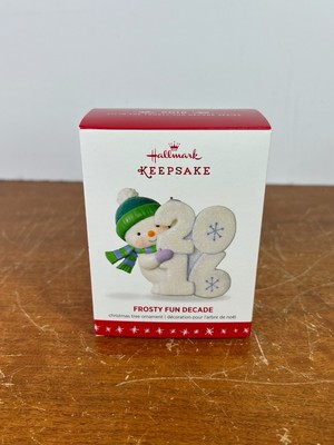 Hallmark Frosty Fun Decade 2016 Snowman Christmas Tree Ornament Small