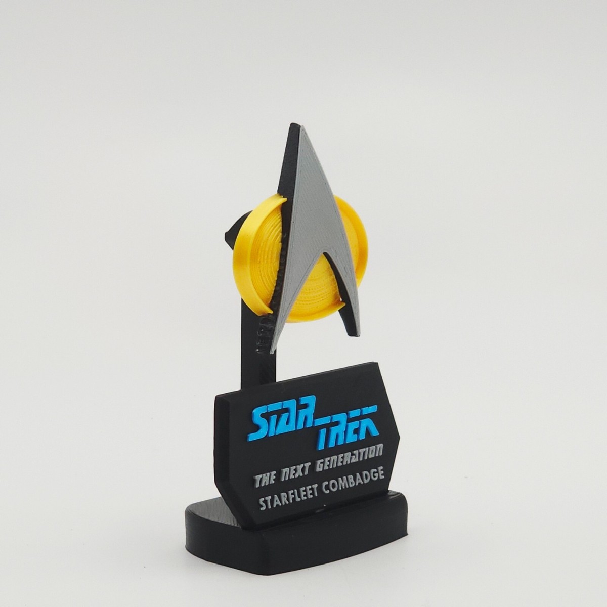 Star Trek TNG Starfleet Combadge Replica – Magnetic 3D Printed
