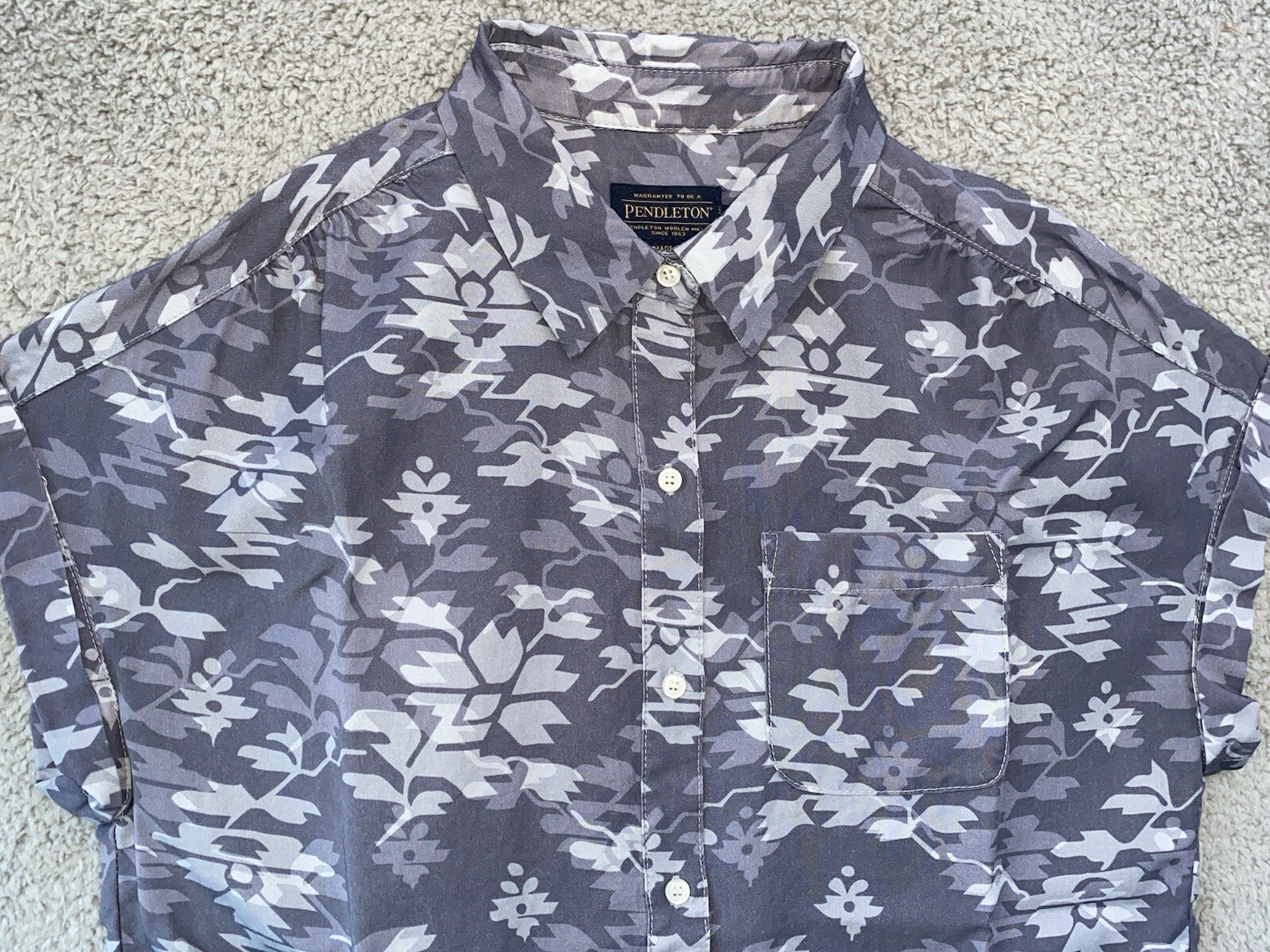 Pendleton Button Up  Cuffed Short Sleeve  Women's… - image 7