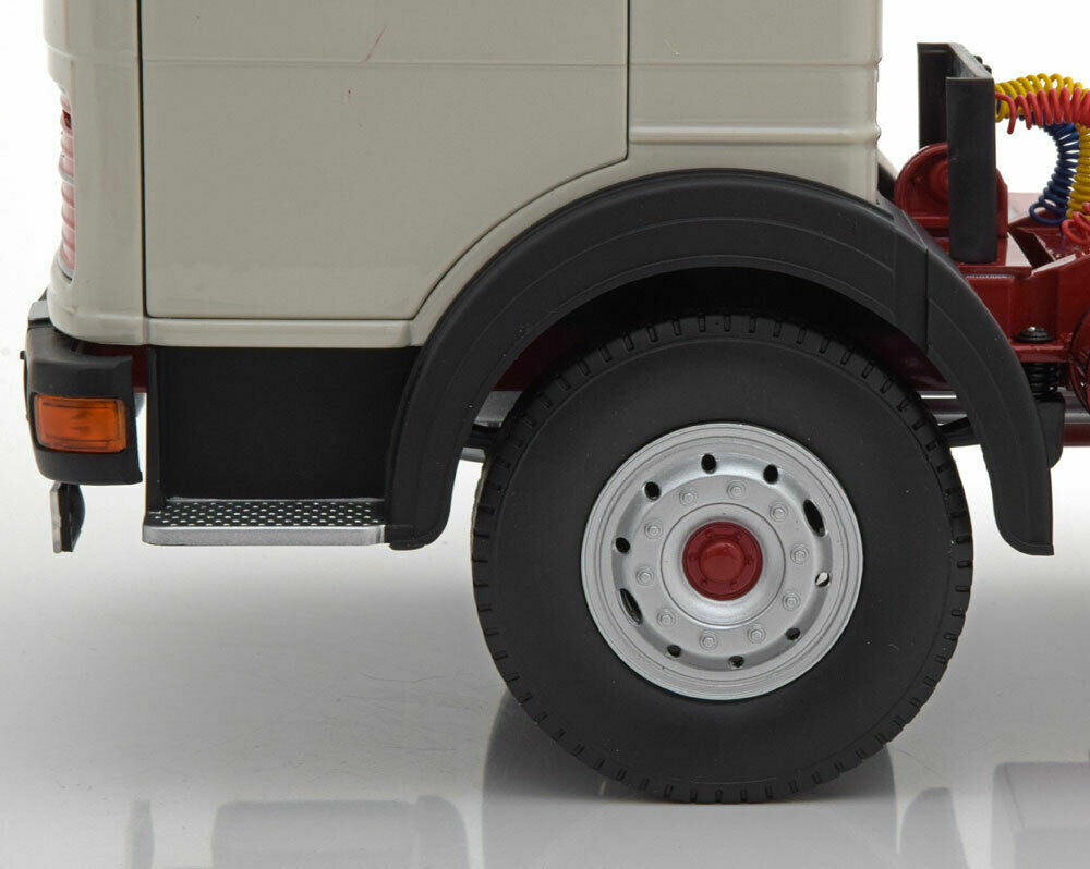 Miniature Road Kings Mercedes LPS 1632 1969 – échelle 1/18 – Camion De Livraison
