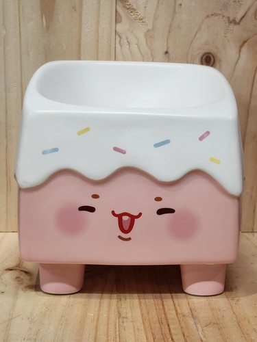 BRAND NEW: NIAN'GAO CERAMIC PET BOWL - FOOTED CUTE PINK ICE CREAM DESIGN - Picture 7 of 11