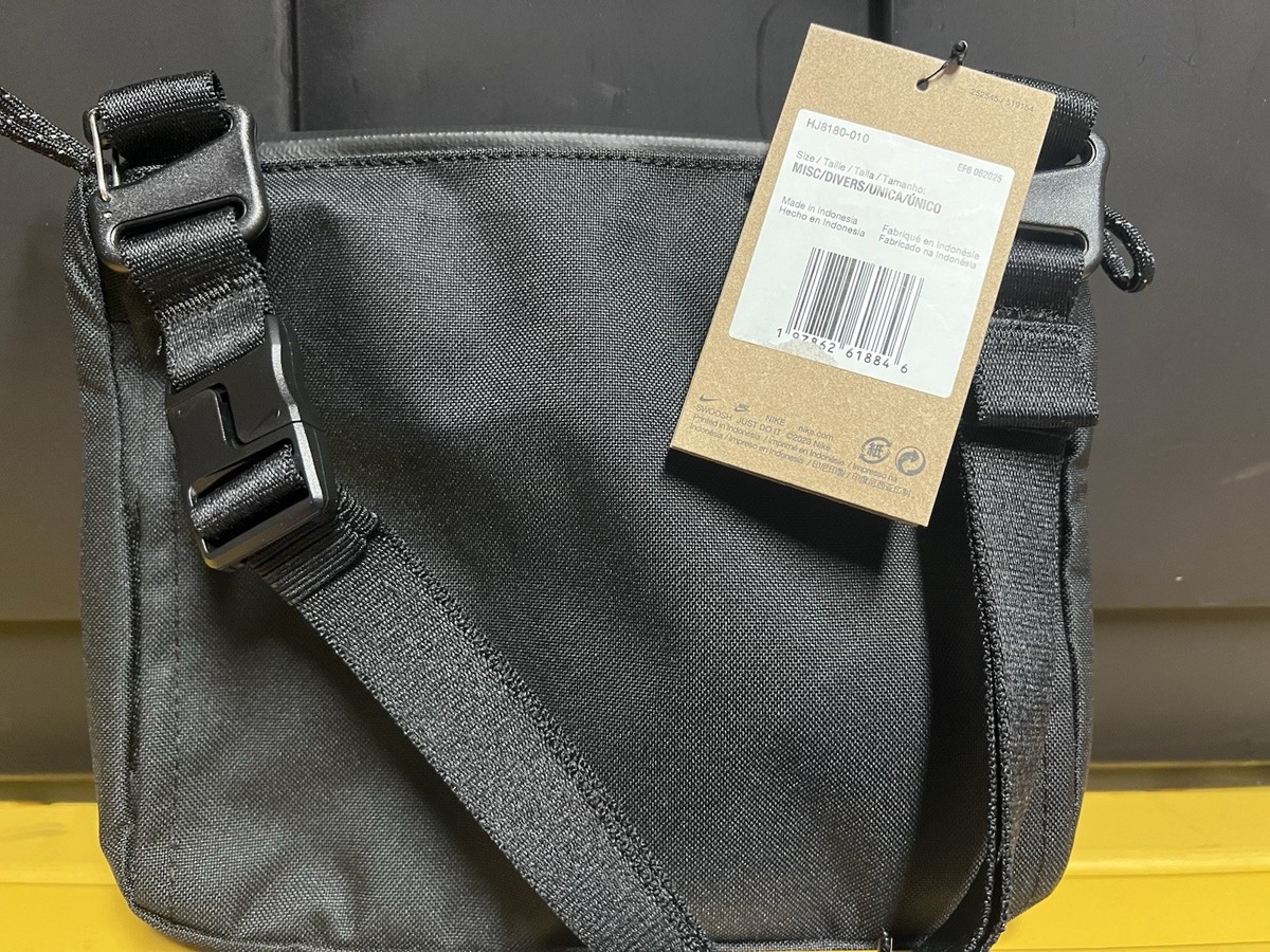 Nike ACG Daymax Crossbody Bag Fanny Pack Hip Waist Belt Messenger