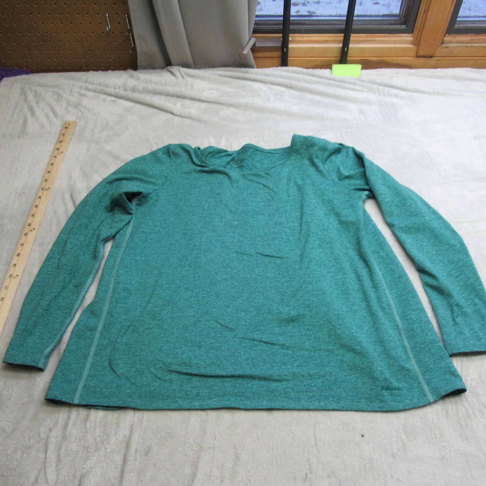 Patagonia Shirt Womens Large Green Capilene Midweight Baselayer Long Sleeve WARM