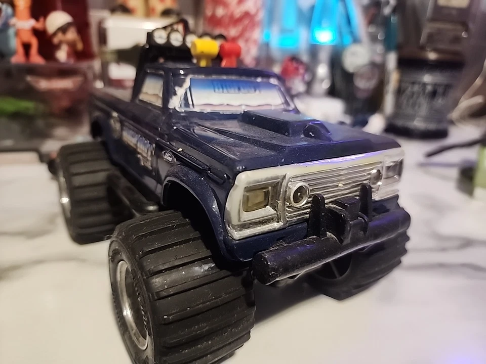 Vintage 1983 Playskool BIGFOOT 4x4x4 Monster Truck WITH  Repro Key - SCREAMS!  - Image 2 of 3