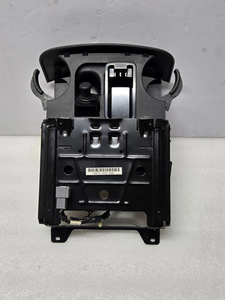 КАК НОВЫЙ подстаканник в сборе 2011 Ford Crown Victoria Grand Marquis 8W73-810-AAW - Изображение 2 из 4