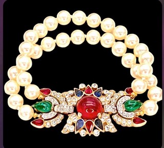 TRIFARI Jewels of India Pearl Red Green Blue Flawed Cabochon Vintage Bracelet