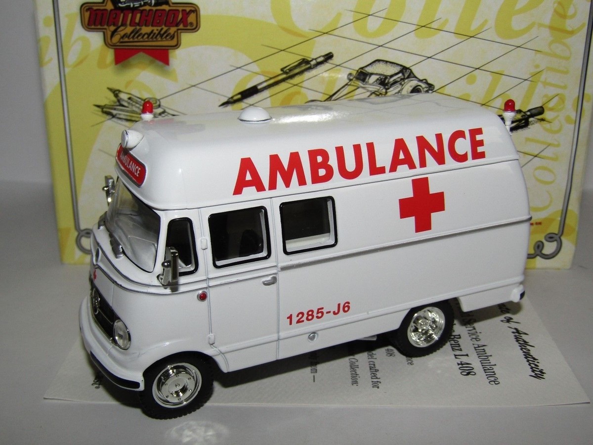 Mercedes Benz L-319 Ambulance (Yesteryear/ Matchbox) 1:43 Diecast