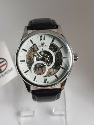 Schöne Herren Skelett Automatik Uhr von Forsining Lederarmband