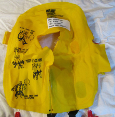 INFANT, Life Jacket Manual/Automatic Inflatable) WITH STROBE LIGHT & TETHER LINE