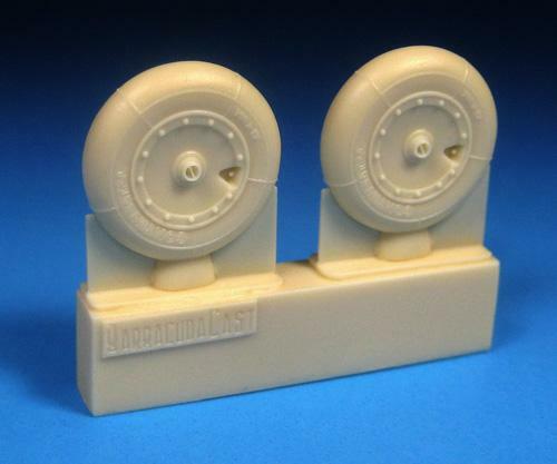 BarracudaCast 1/48 scale Fw 190A-6 through A-9, F, D Mainwheels w/Smooth Tire - BR48423 BarracudaCast 1/48 scale Fw 190A-6 through A-9, F, D Mainwheels w/Smooth Tire - BR48423