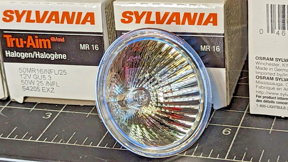 5   SYLVANIA TRU-AIM 50 WATT LAMP # MR16 50W-12V NOS # 54205 NFL/25 [D1S4] - Image 4 of 4
