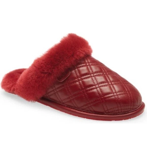 UGG Pantofole rosse donna 6 Scuffette II pelle trapuntata stile slip on 1121215