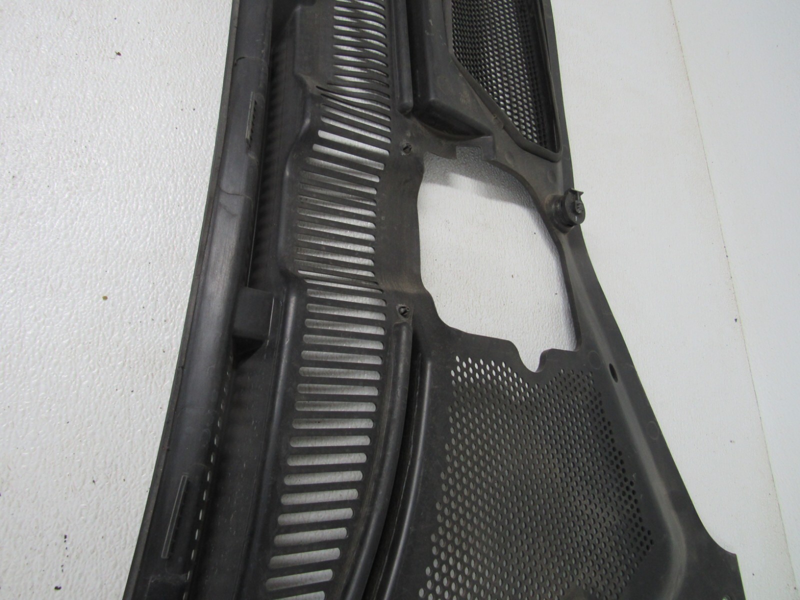 2013 BENTLEY CONTINENTAL GTC GT V8 WINDSHIELD COWL VENT PANEL 3W8819415 -6872