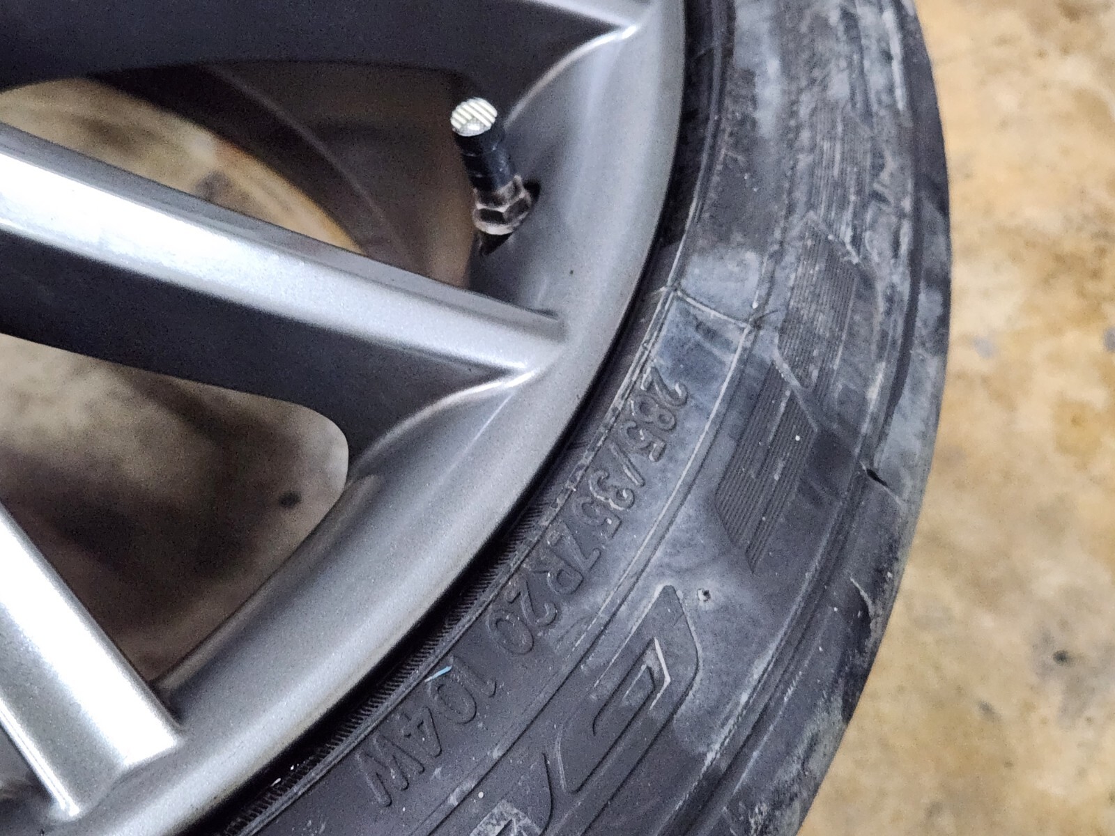 ⭐ 08-17 Maserati Gran Turismo Rear 20" Rim Wheel with Tire Gray Oem