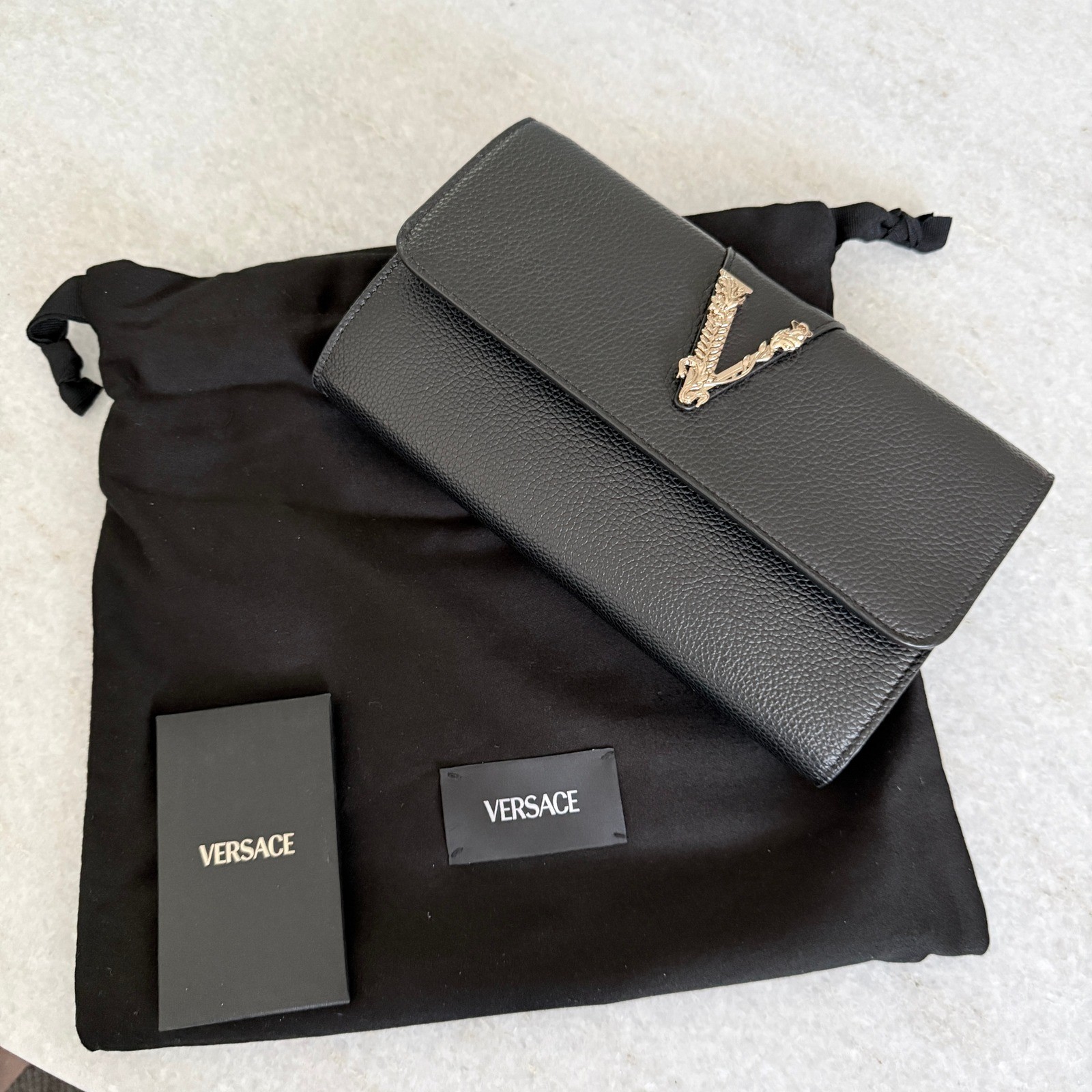 Versace Virtus Wallet on Chain Black Vitello Leather Bag 1006264 Nero-Oro image 4