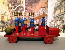 Camion de pompiers jeu de quilles jouet ancien bois