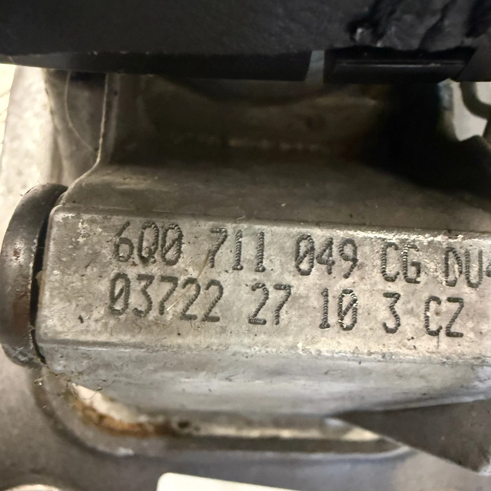 MANUAL GEAR SELECTOR VW POLO 6R 5SP 1.2 CGP 6Q0711049CG 2009-2014 6Q0711061E - Image 3 of 4