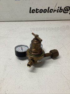 RADNOR SINGLE STAGE REGULATOR 250-80-540 L-142
