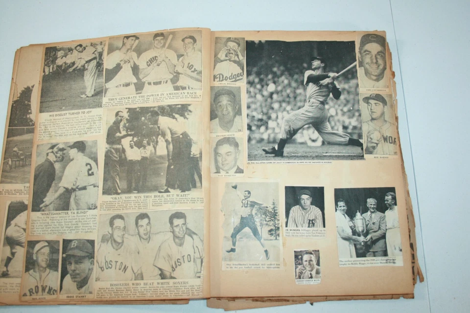 Vintage 1930's - 50s Baseball Football Boxing Scrapbook Robinson Dimaggio Mantle - Image 4 of 4