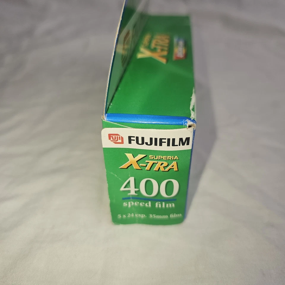 Fujifilm 5 Rolls Superia X-TRA 400 35mm Film 4+1 Pack XTRA400 Expired 2007 New - Image 4 of 4