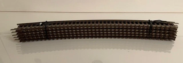 Atlas #512 HO Scale Code 83 - 18" Radius Curve Track (Brown Ties) 5 pcs bulk - Image 2 of 3