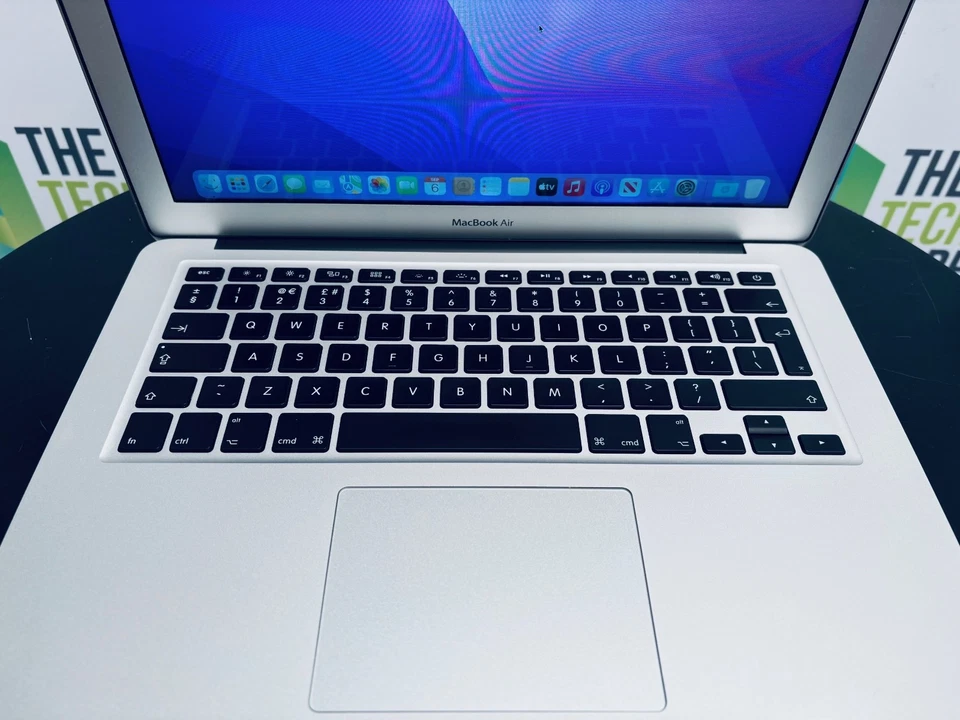 Apple MacBook Air 13" Early 2015 Intel i7 CPU 8GB Ram 256GB SSD MacOS Monterey* - Image 4 of 4