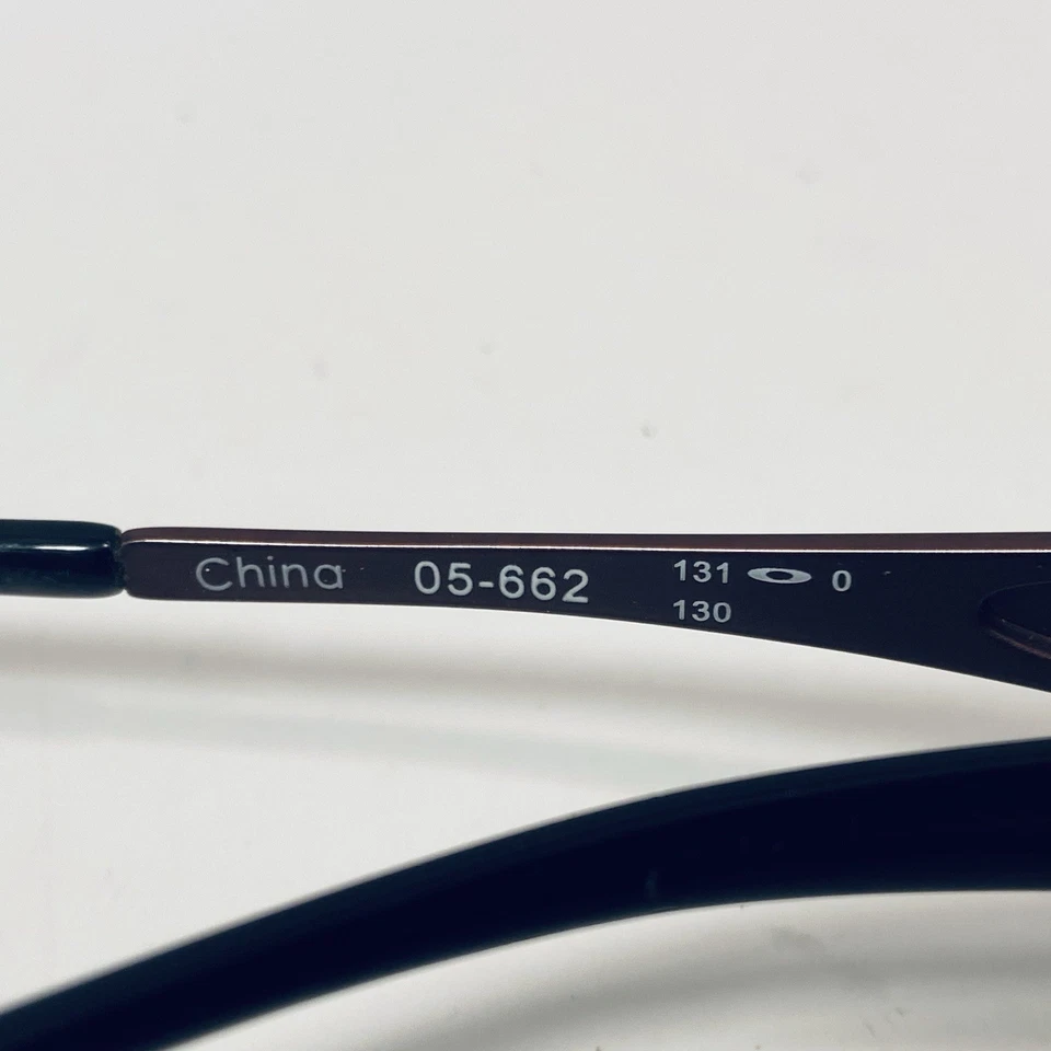 Y2K Oakley Dart sunglasses model 05-662 FRAMES ONLY Berry Bronze 131 130 - Image 4 of 4