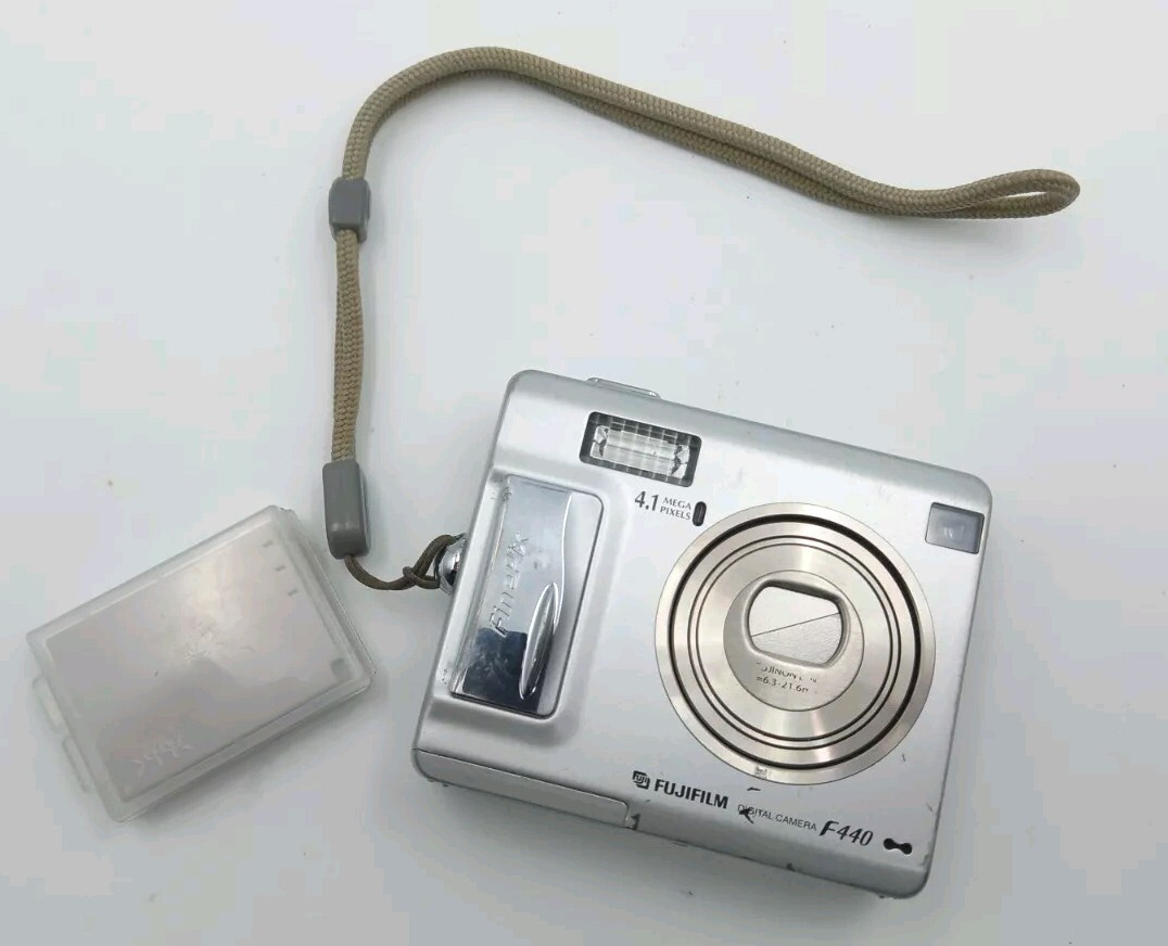 FUJIFILM FinePix F440 デジタルカメラ 【公式通販】