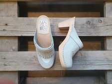 Swedish Clogs Maguba Chicago Light Blue Suede Size US Womens 6 / EU 36 Narrow