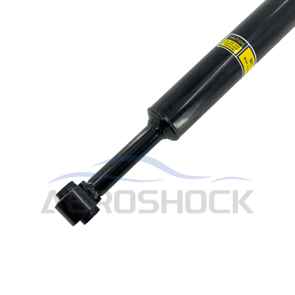 Rear L+R Shock Absorber Struts Fit Maserati Ghibli RWD AWD 2014-19 06700054570