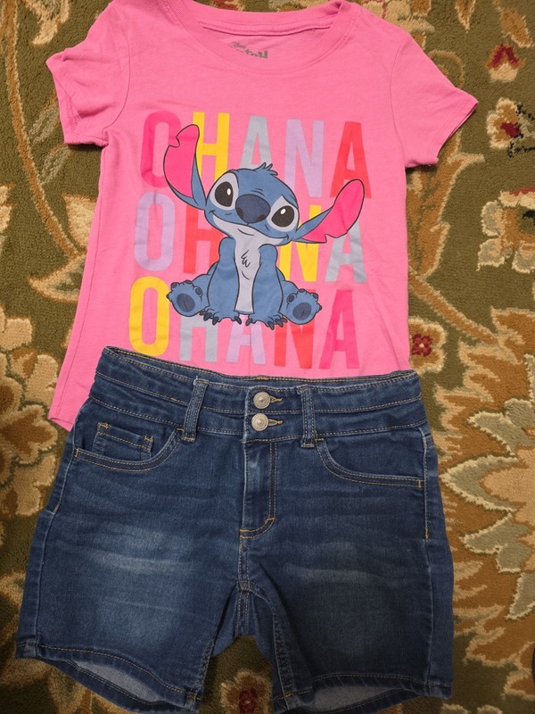 Girls Sz 8 Double Button Denim Shorts And Stitch Tshirt
