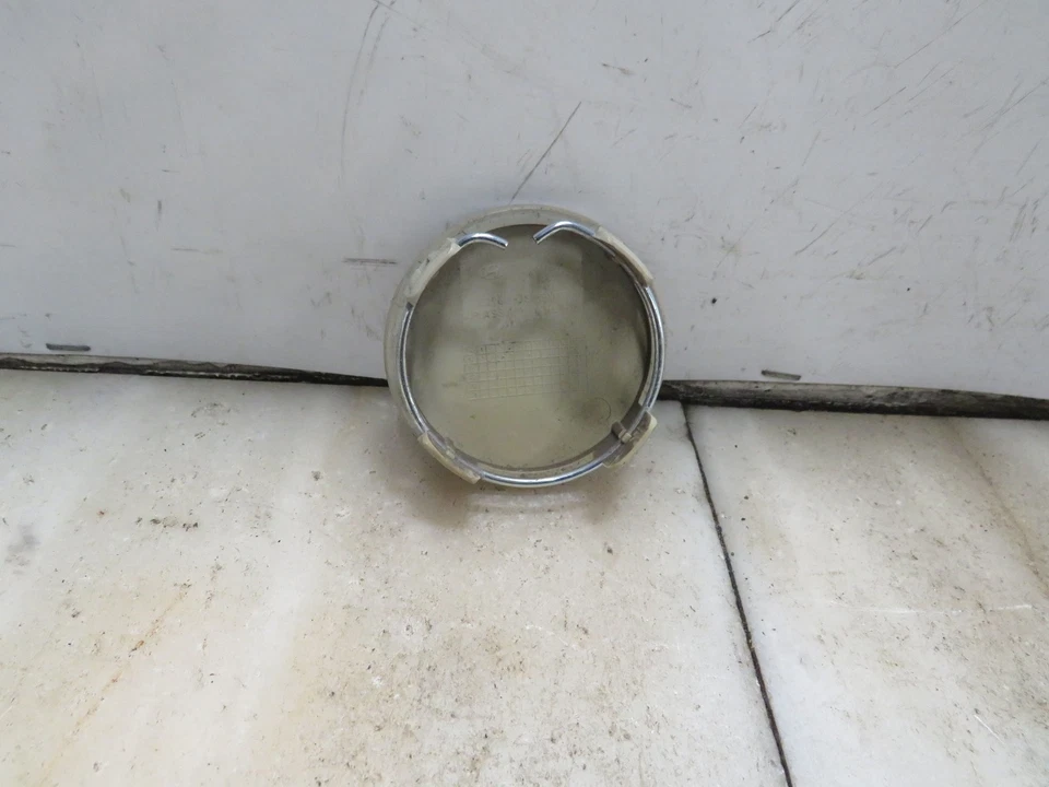 Hyundai Sonata 2018 tapa central OEM 529603S120 Foto 2 de 4