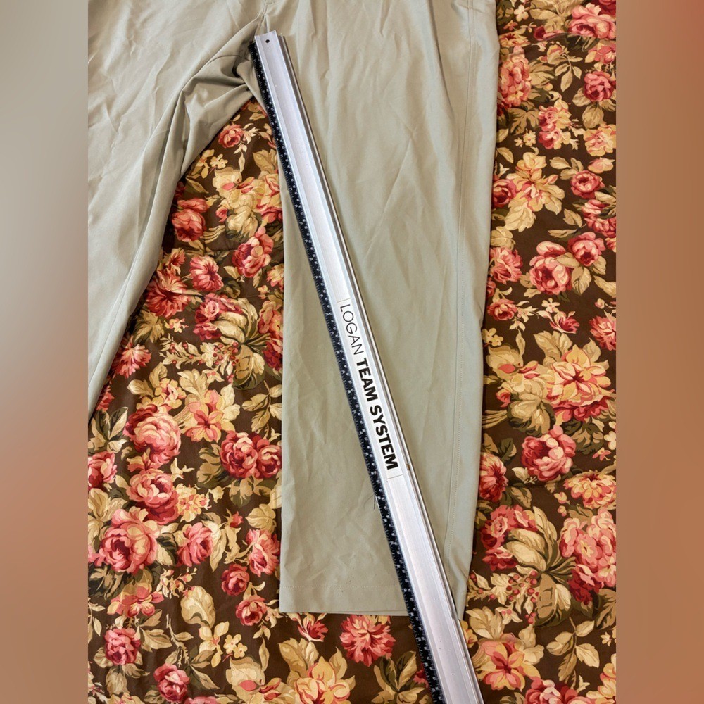 Under Armour Mens 44/30 Performance Golf Tech Pants Sandy Barley Color thumbnail 9