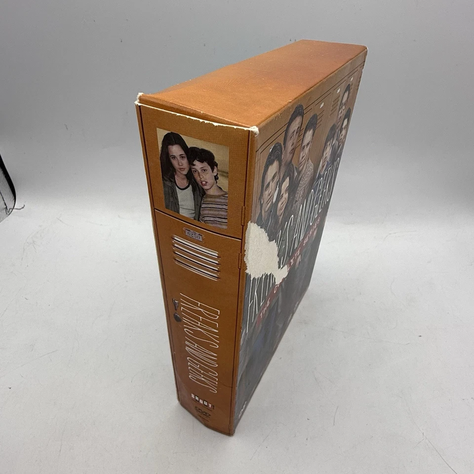 Freaks and Geeks 1999 - Complete Series (DVD 6 Disc Set) FRANCO ROGAN  SEGAL - Image 3 of 4