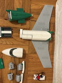 Lego City Cargo Terminal 2013 INComplete RETIRED READ DESC