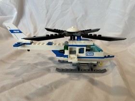 Retired 2008 LEGO CITY: Police Helicopter (7741)  100% complete