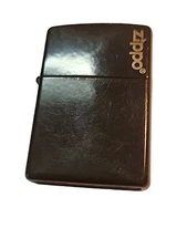 VINTAGE ZIPPO SMOOTH BLACK LIGHTER NEEDS FLINT & FLUID 