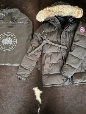Canada Goose Carson Parka, Schwarz, Größe S