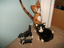 3x CAT FIGURINES - 1x Wood, 1x Ceramic, 1x Resin