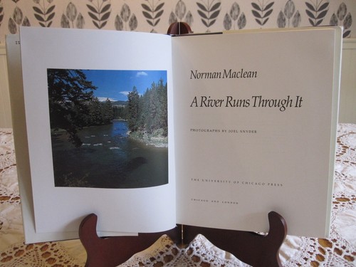 A RIVER RUNS THROUGH IT Norman Maclean 1983 HC/DJ 2nd Printing - Foto 3 di 6