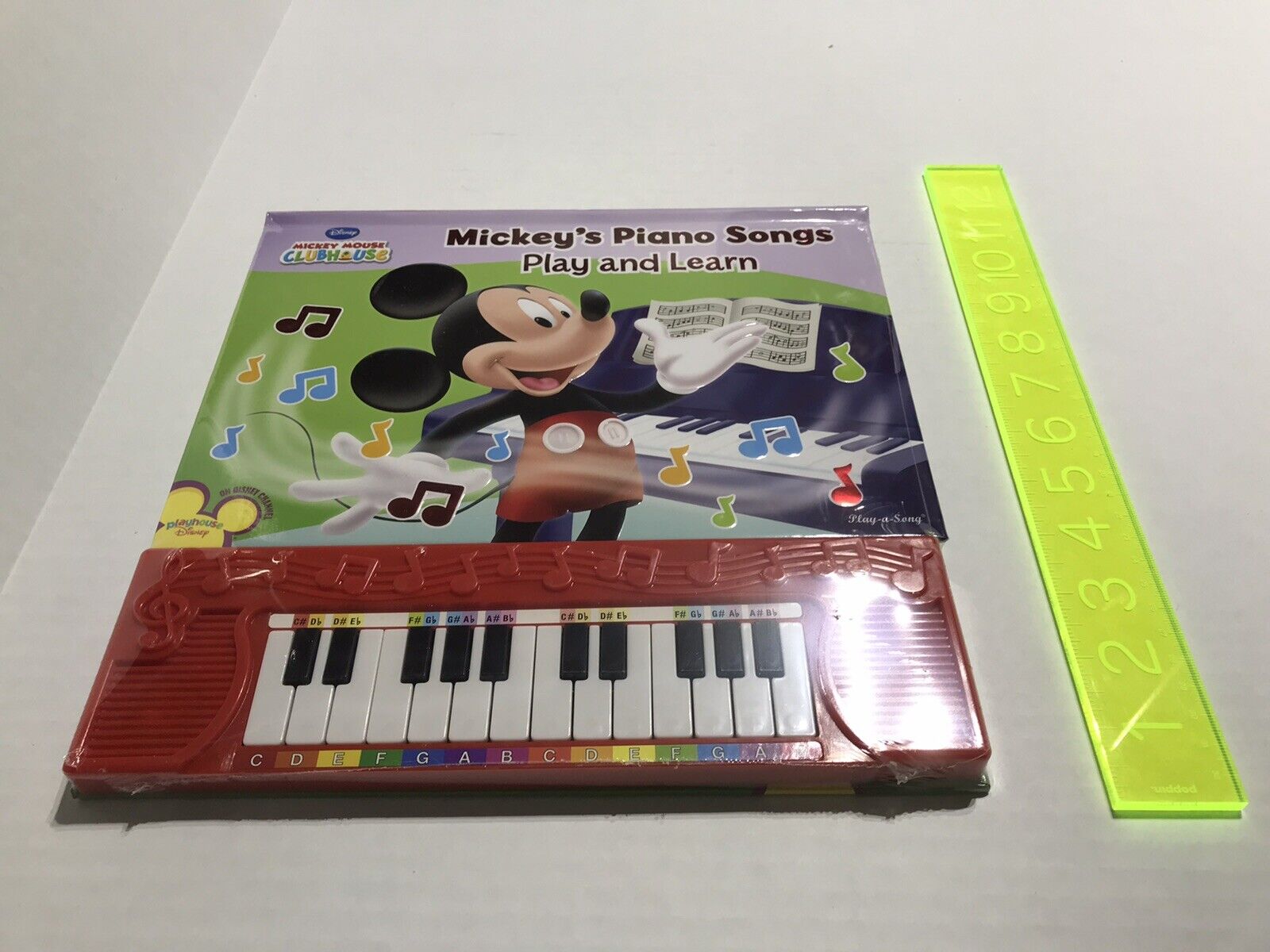 Mickey Mouse Club House Theme song - piano tutorial