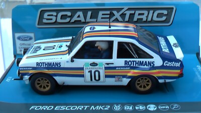 Slot 132 Scalextric ''FORD ESCORT MK2 ROTHMANS CASTROL #10'' 1980 NEU OVP (1385)