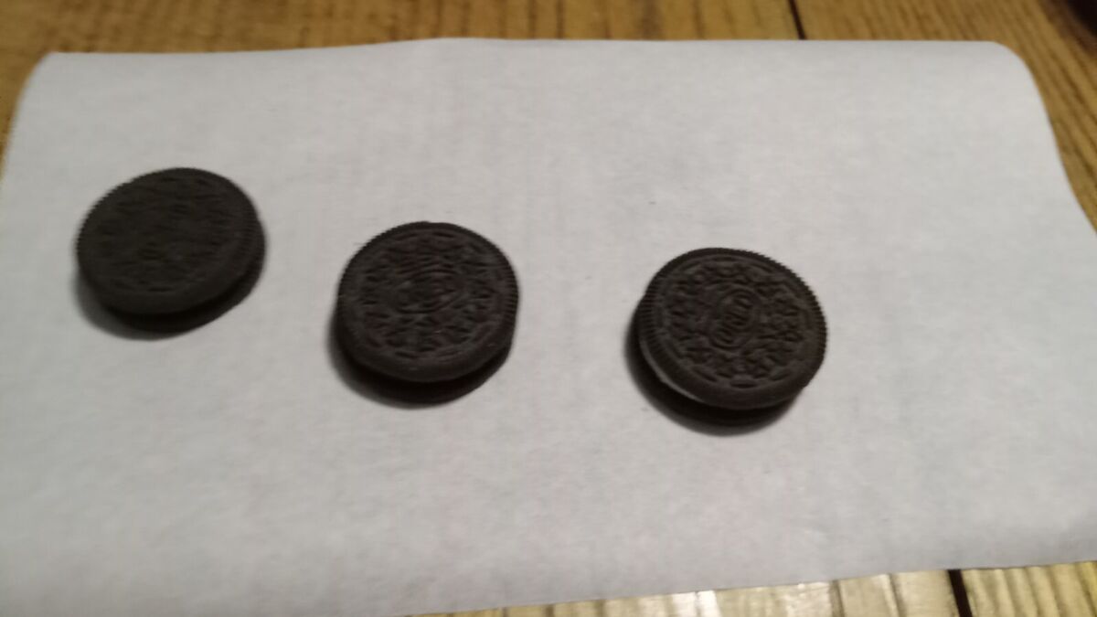 3 One-Side Flipped Oreo. Double Stuffed. RARE DEFECT 3 One-Side Flipped Oreo. Double Stuffed. RARE DEFECT