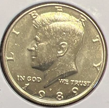 1989-P KENNEDY HALF DOLLAR STRAIGHT FROM MINT SET ACTUAL COIN  #C13989