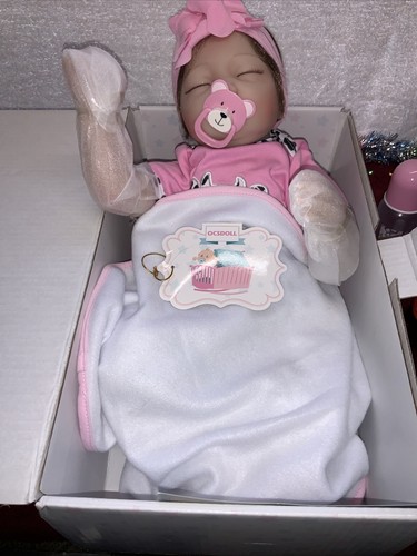 I CRADLE *NEW IN BOX * REBORN BABY GIRL - Picture 6 of 11